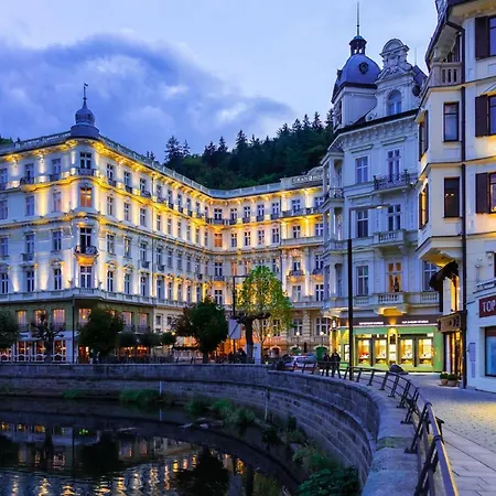 Riverside Next To The I Apartmán Karlovy Vary